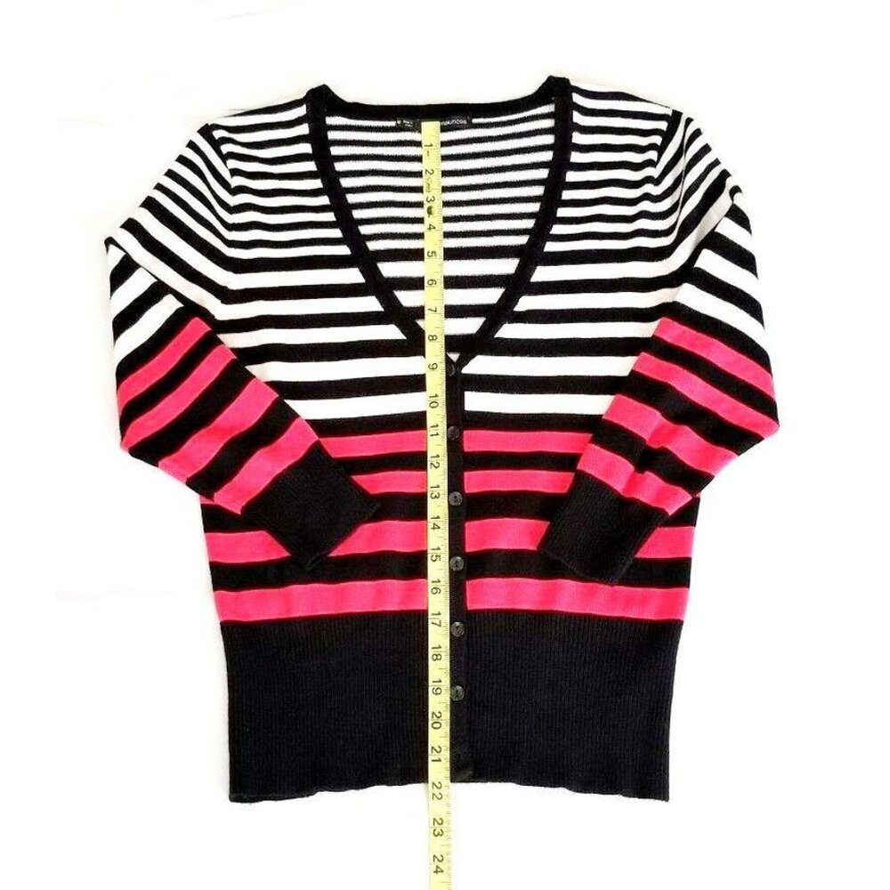 Maurices Women’s White Red Black Striped 3/4 Sleeve Cardigan Sweater Size Medium - Picture 9 of 9
